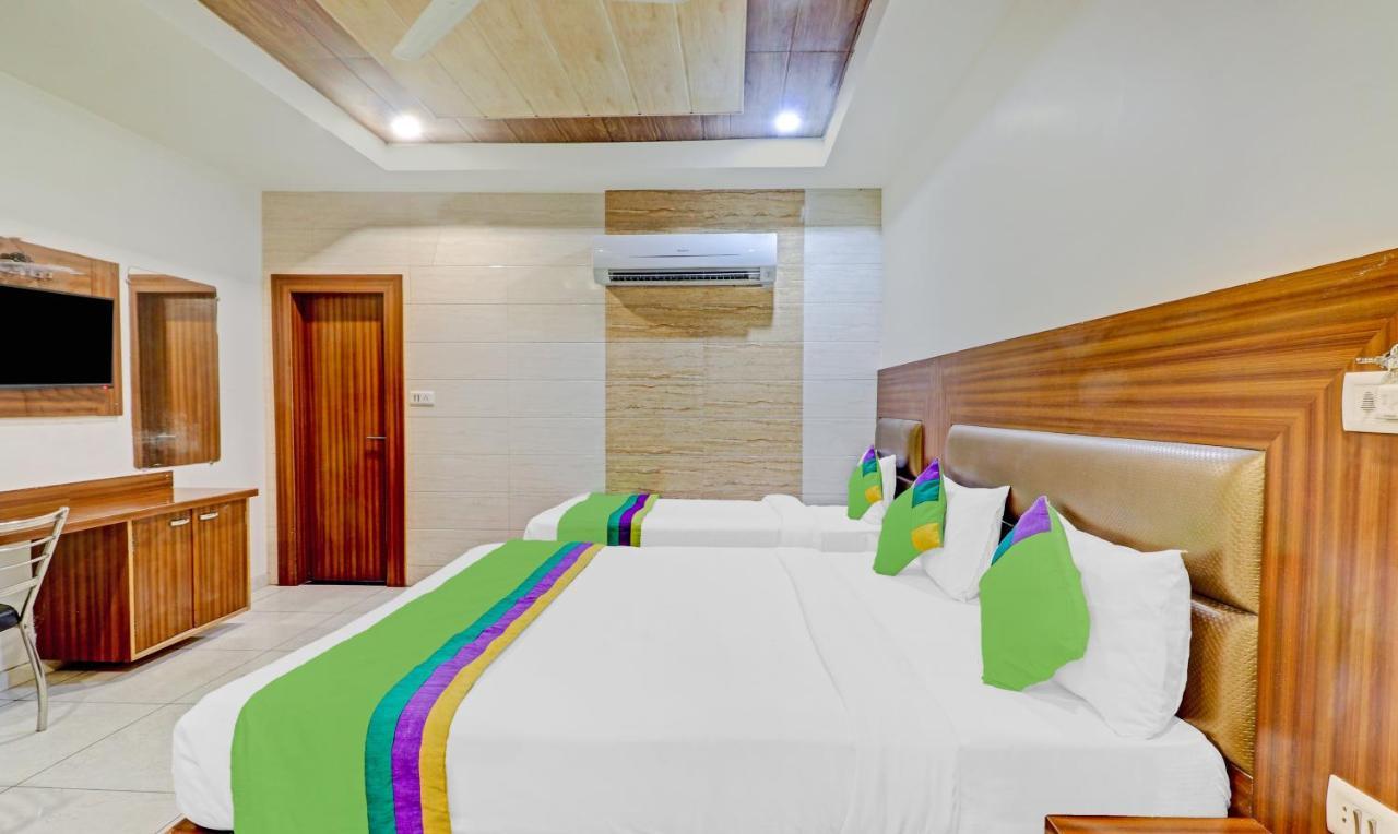 Treebo Taj Dream Hotell Agra  Eksteriør bilde